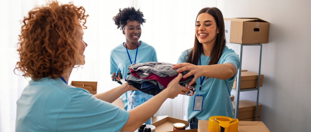 volunteers helping each other
